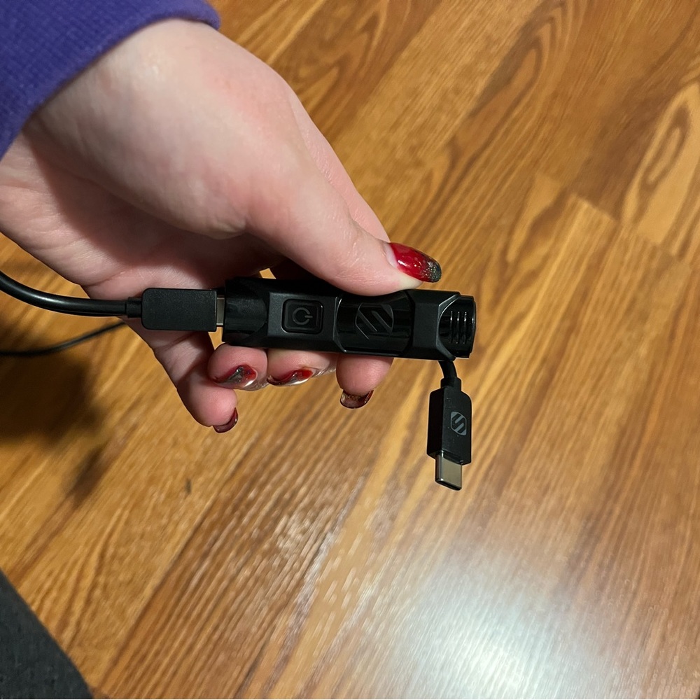 Bluetooth music adaptor for car